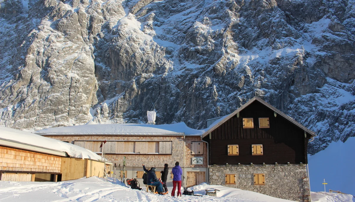 Anhalter Hütte Winterraum | © Stefan Weinmann