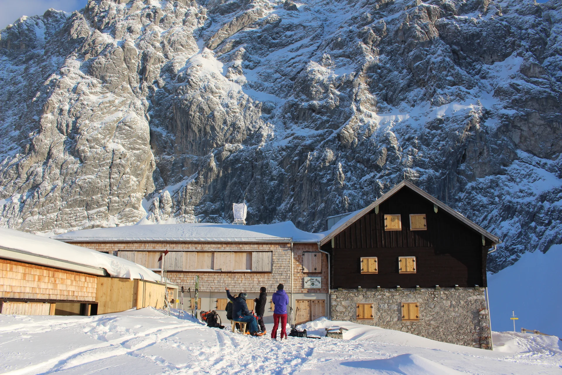 Anhalter Hütte Winterraum | © Stefan Weinmann