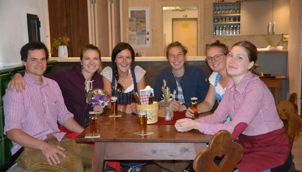 Hüttenteam  | © Angelika Wolf 