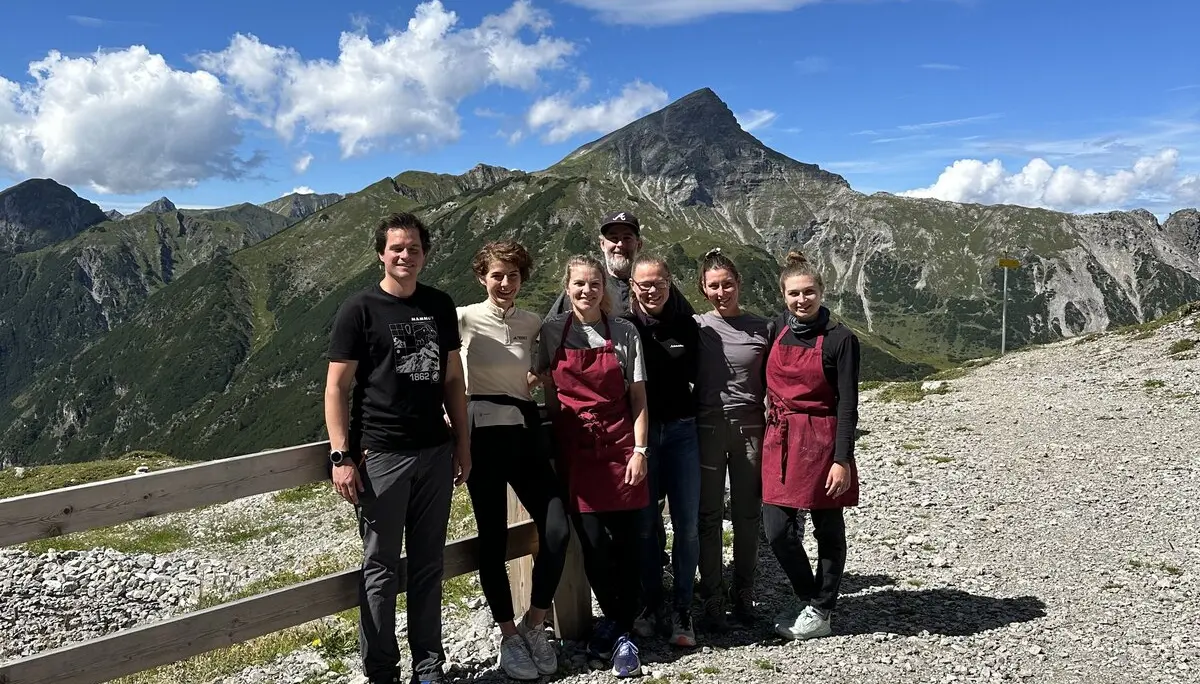 Hüttenteam  | © Angelika Wolf 