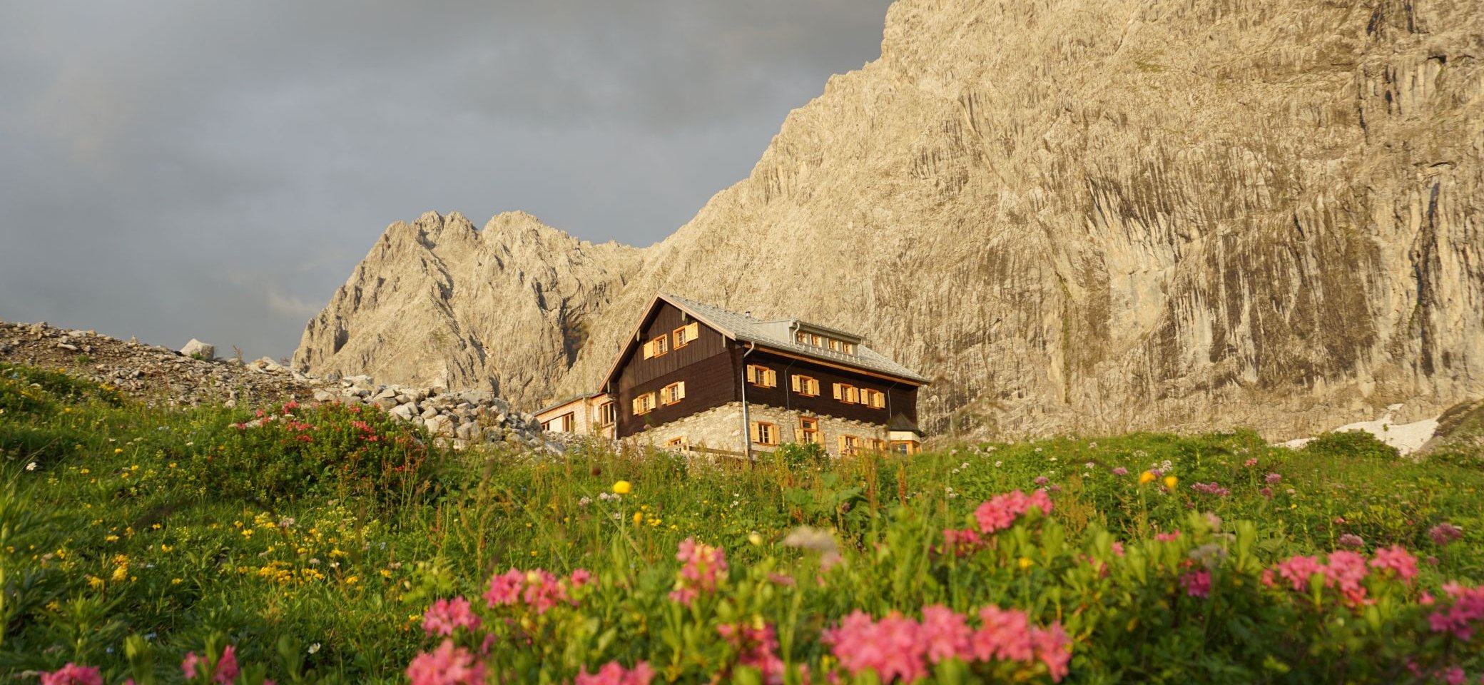 Anhalter Hütte und Gabelspitze | © Angelika Grünauer