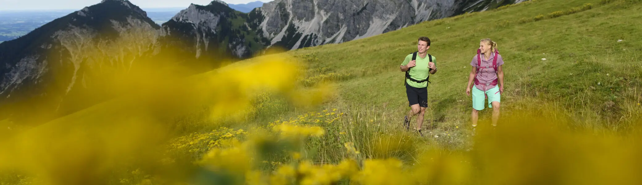 Wanderer im Frühling | © DAV/Wolfgang Ehn